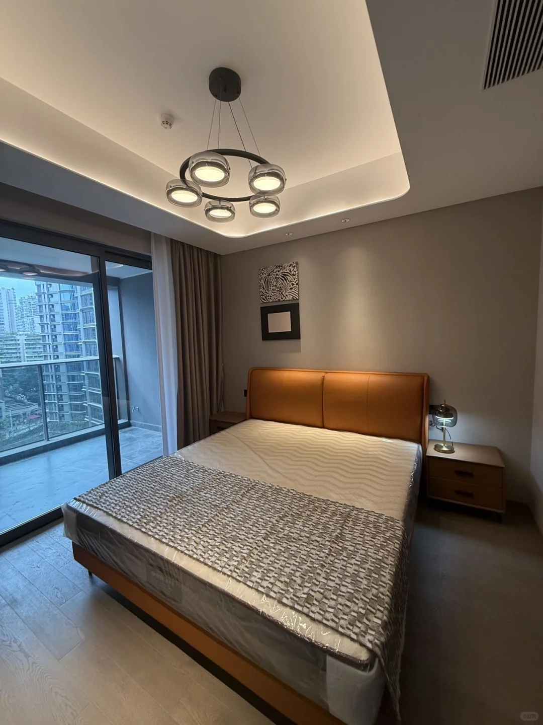 观宸云幕·171㎡现代风4房出租｜智能家居豪装