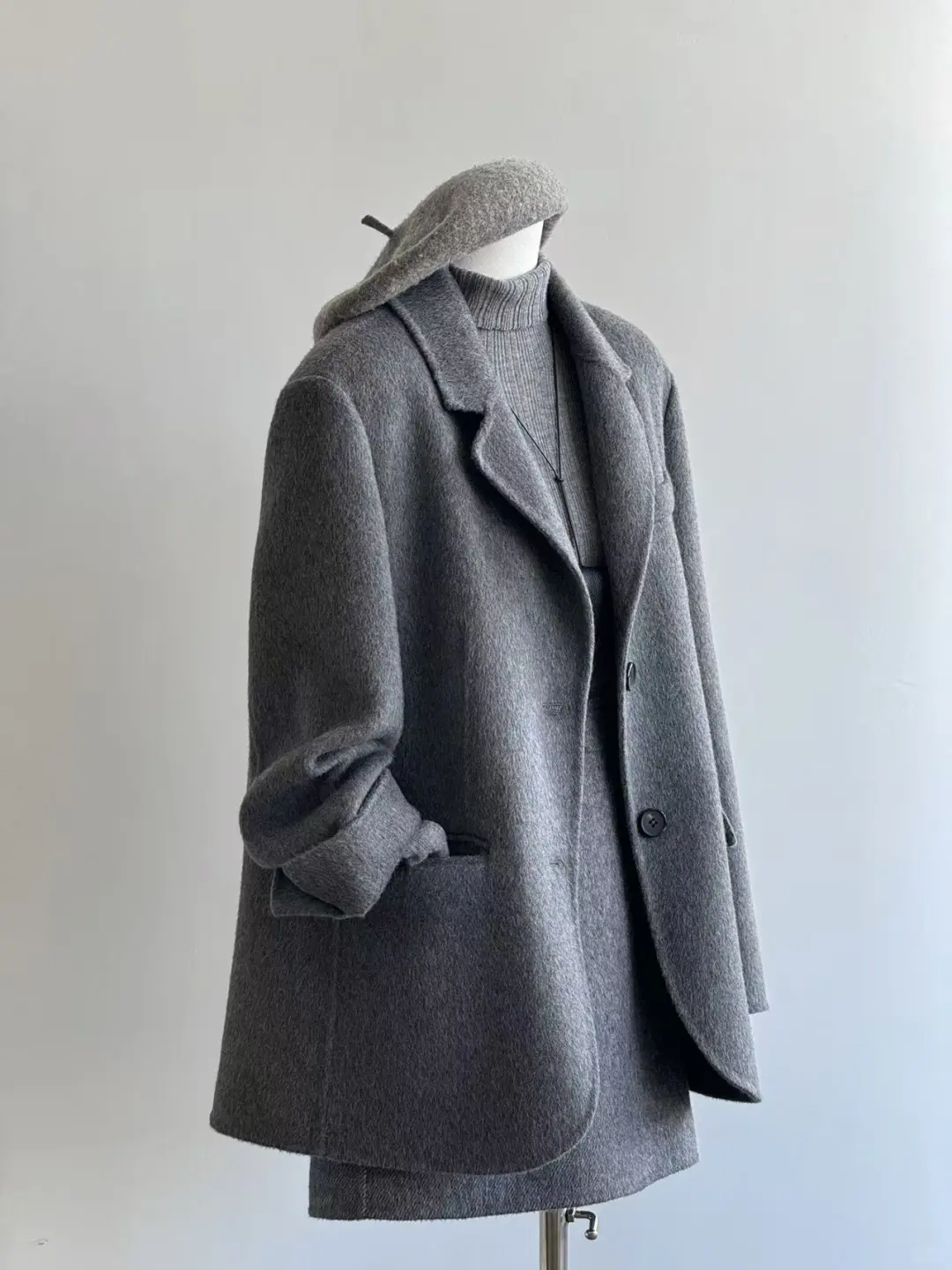 灰色西装才是通勤长期主义?️?️