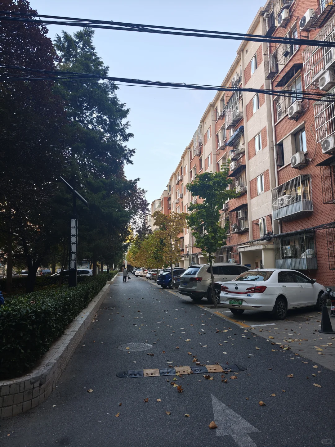 北三环地铁口，央产机关家属院，南北三居室