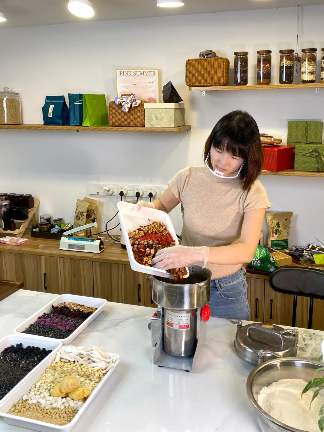 谁还在买板车卖磨粉的,终于把谷物粉玩明白