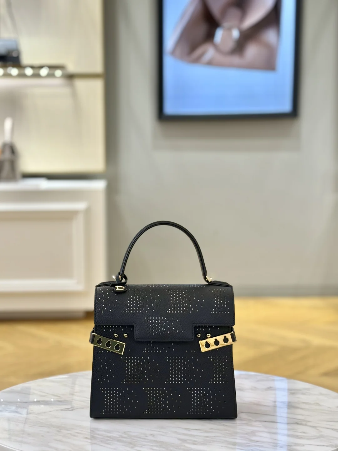 被Delvaux Mirage美到失语！这才是顶奢工艺