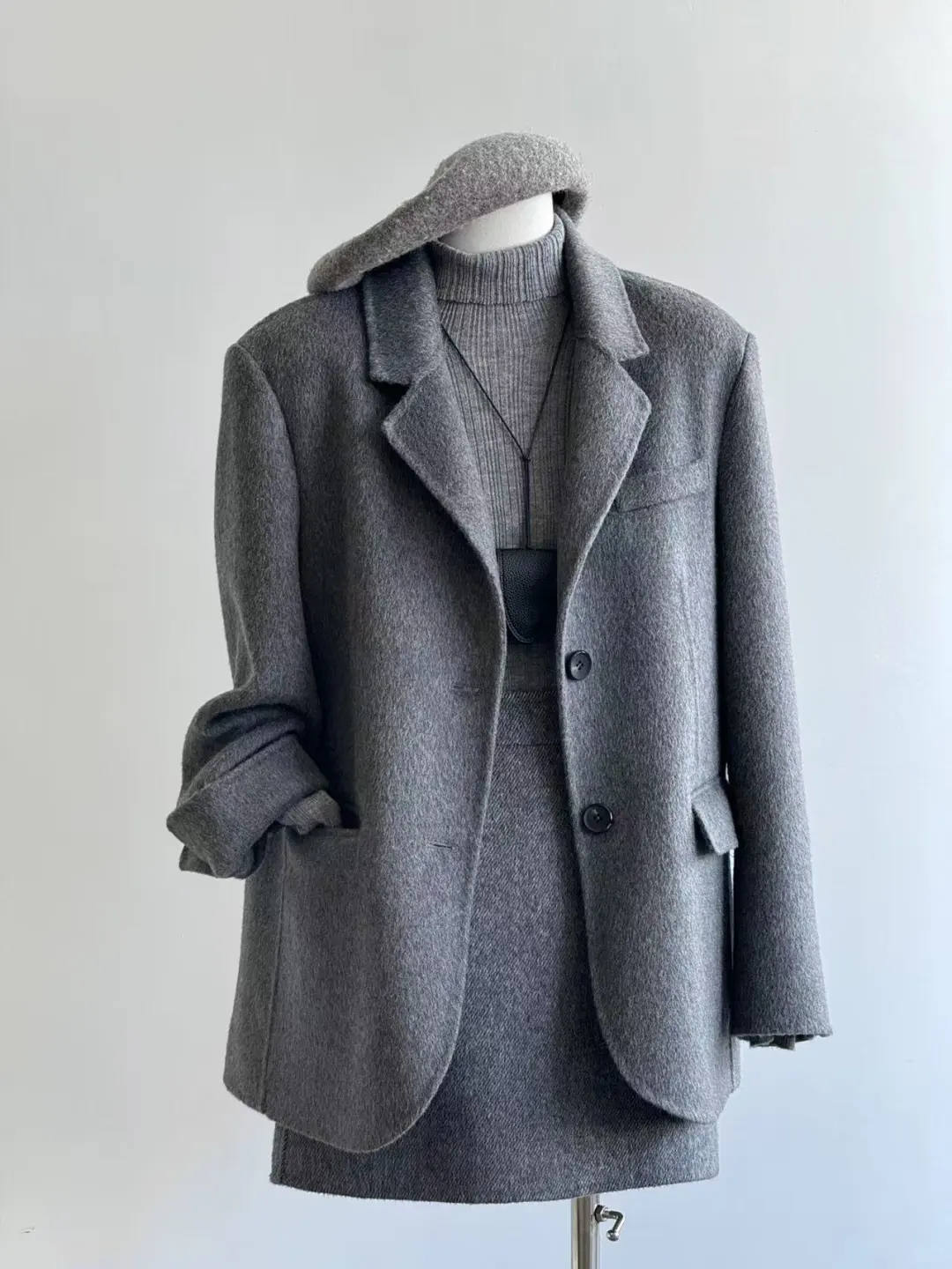 灰色西装才是通勤长期主义?️?️