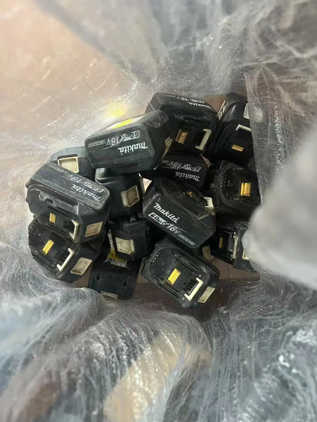 牧田Makita电池维修解锁