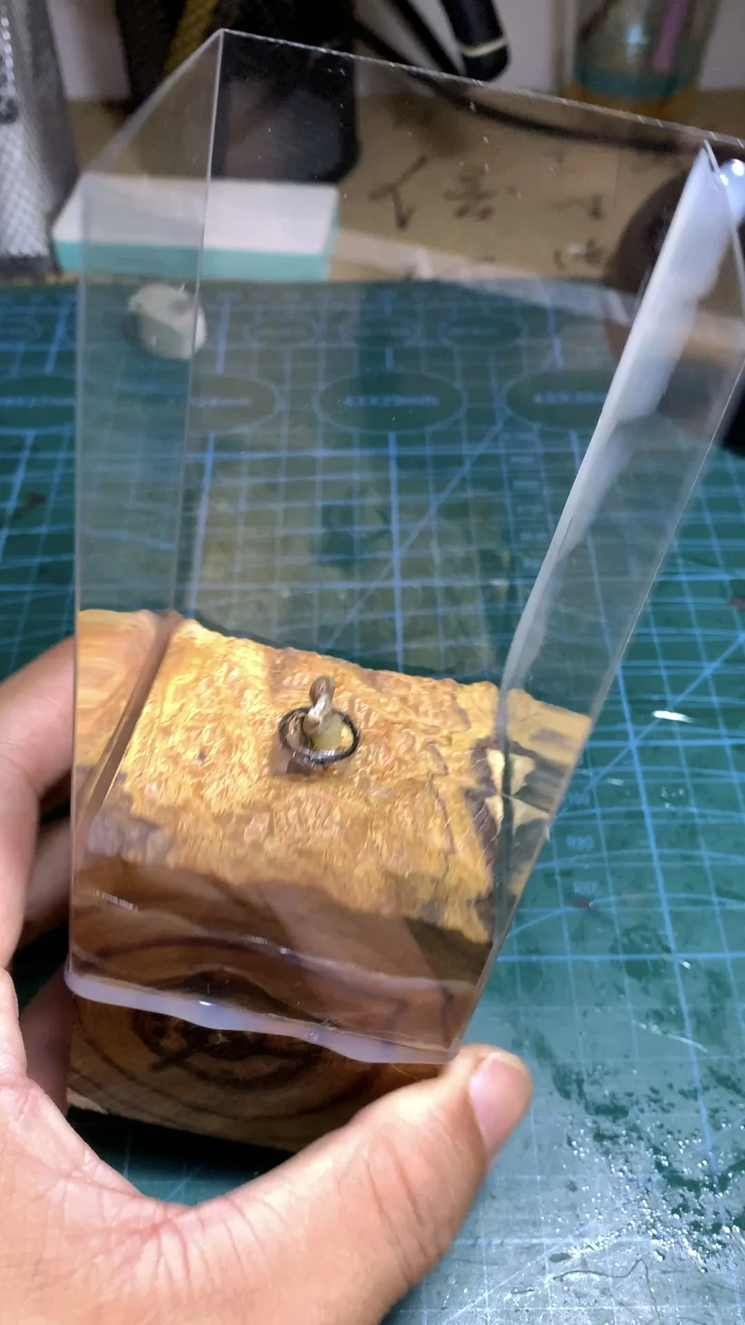 把脐带胎发封存进奶瓶?