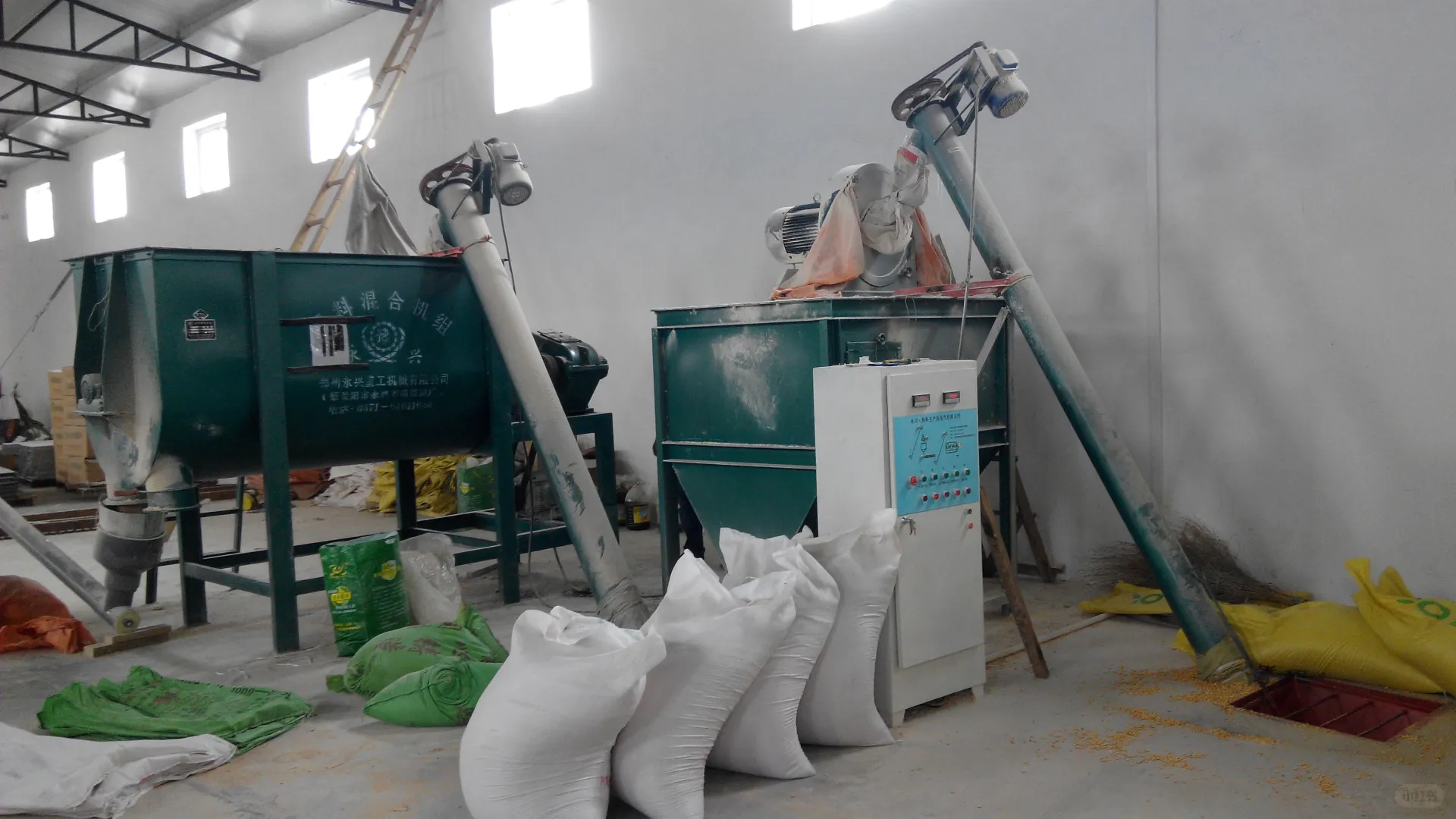 养猪饲料生产设备