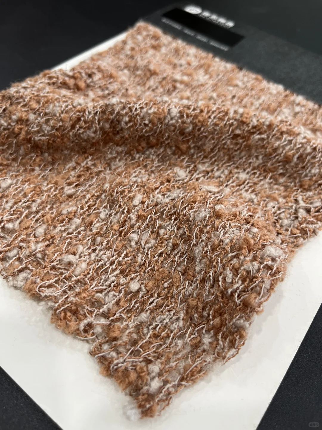 段染豆豆·花式纱 | 纤维艺术织就立体画布