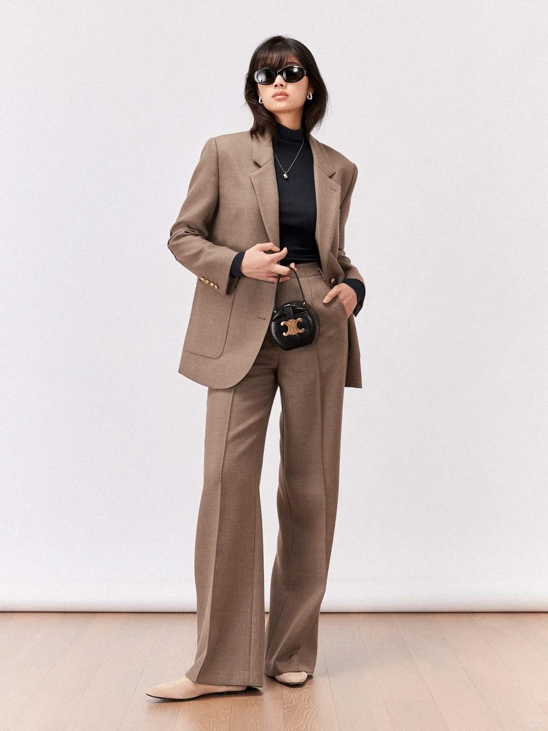 Marius✖️Nikke丨人生西装可以是她