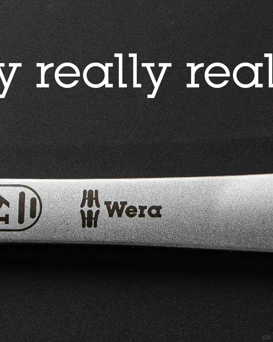 一根很长长长长长长的扳手?