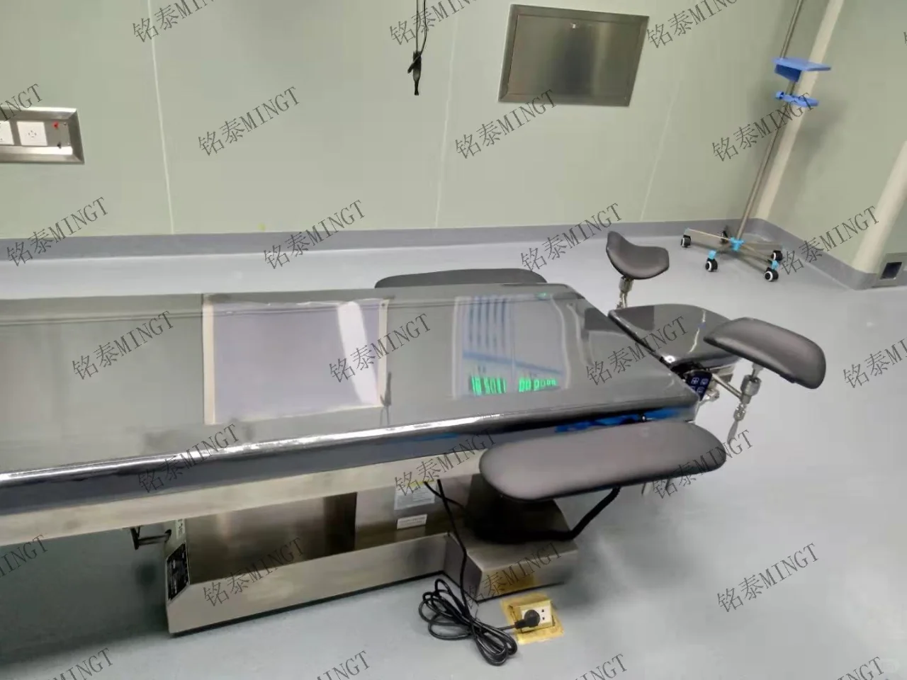 电动手术台出现故障后的维修流程