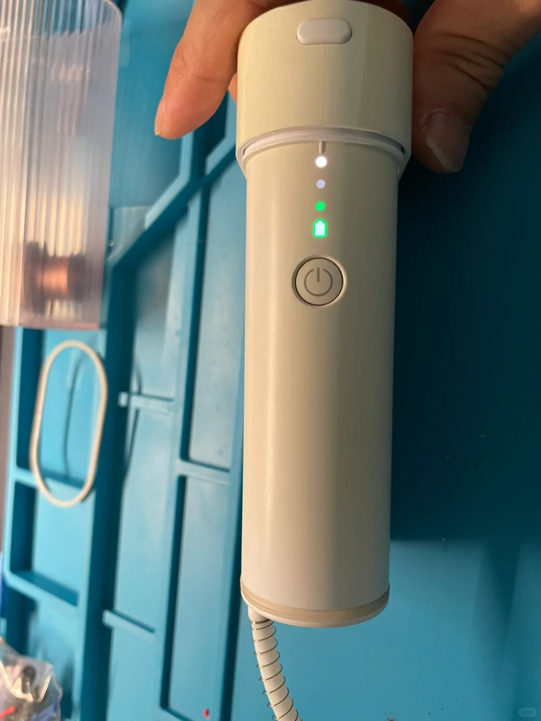 洗牙器维修换电池