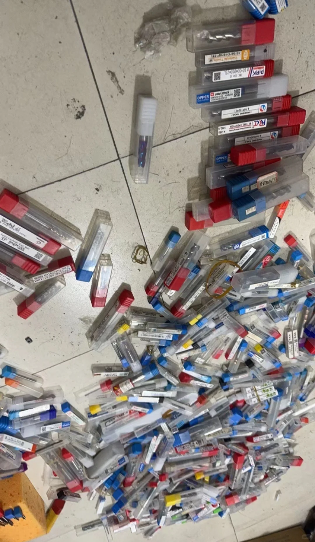 比废铁贵几十倍的钨钢,千万别当废铁卖掉了