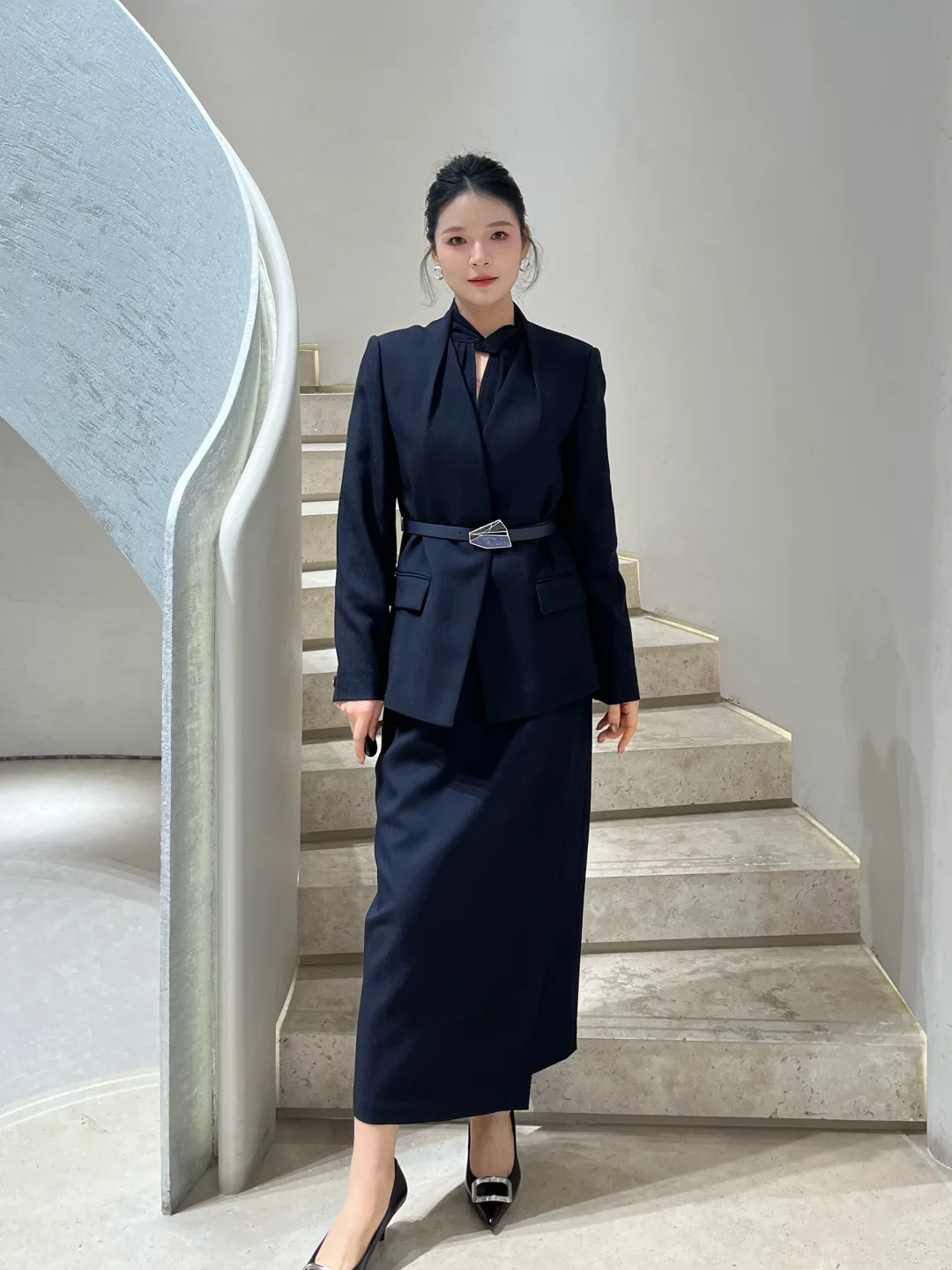 ELLASSAY职场高智感穿搭?