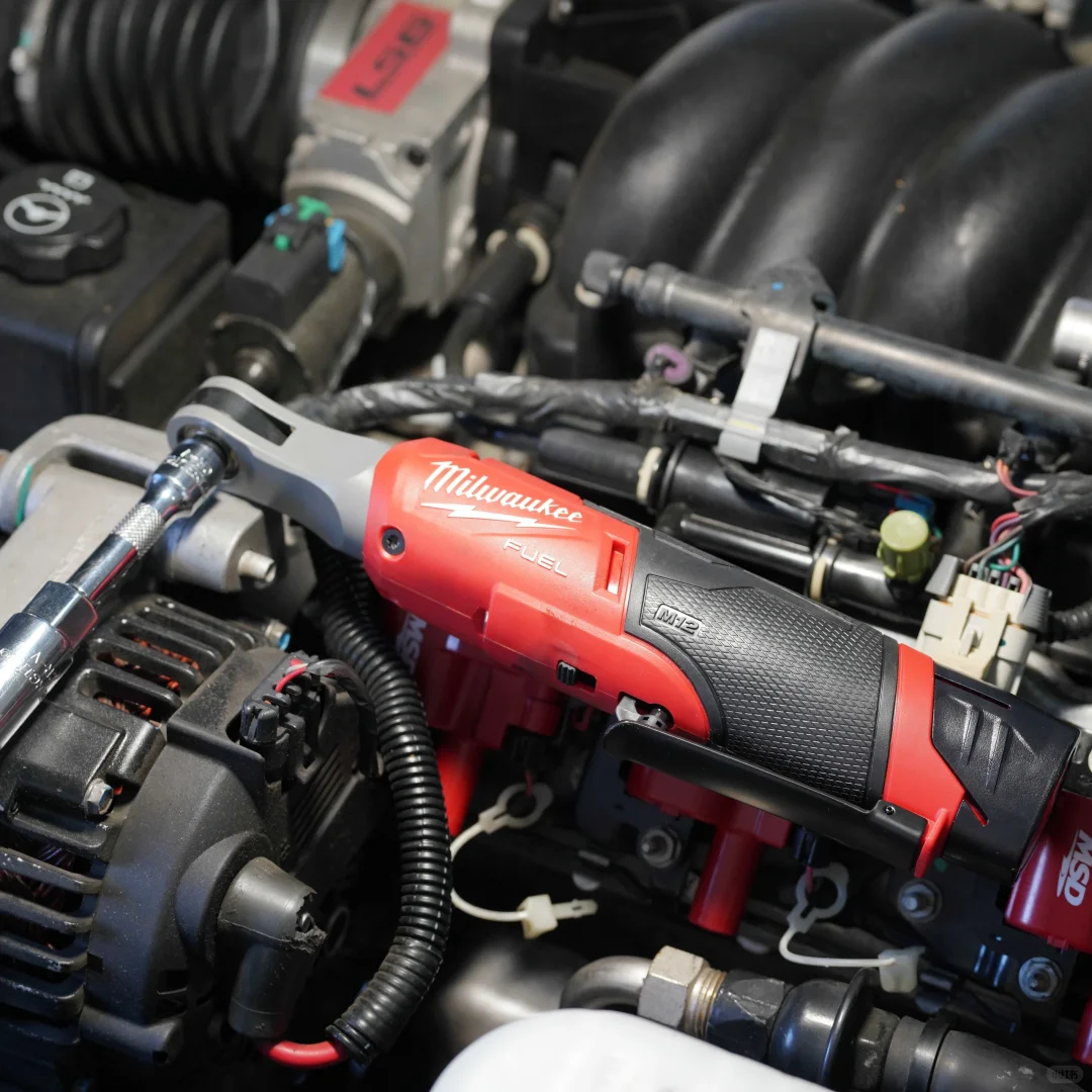 米沃奇 12V FUEL修车真香！轻轻轻