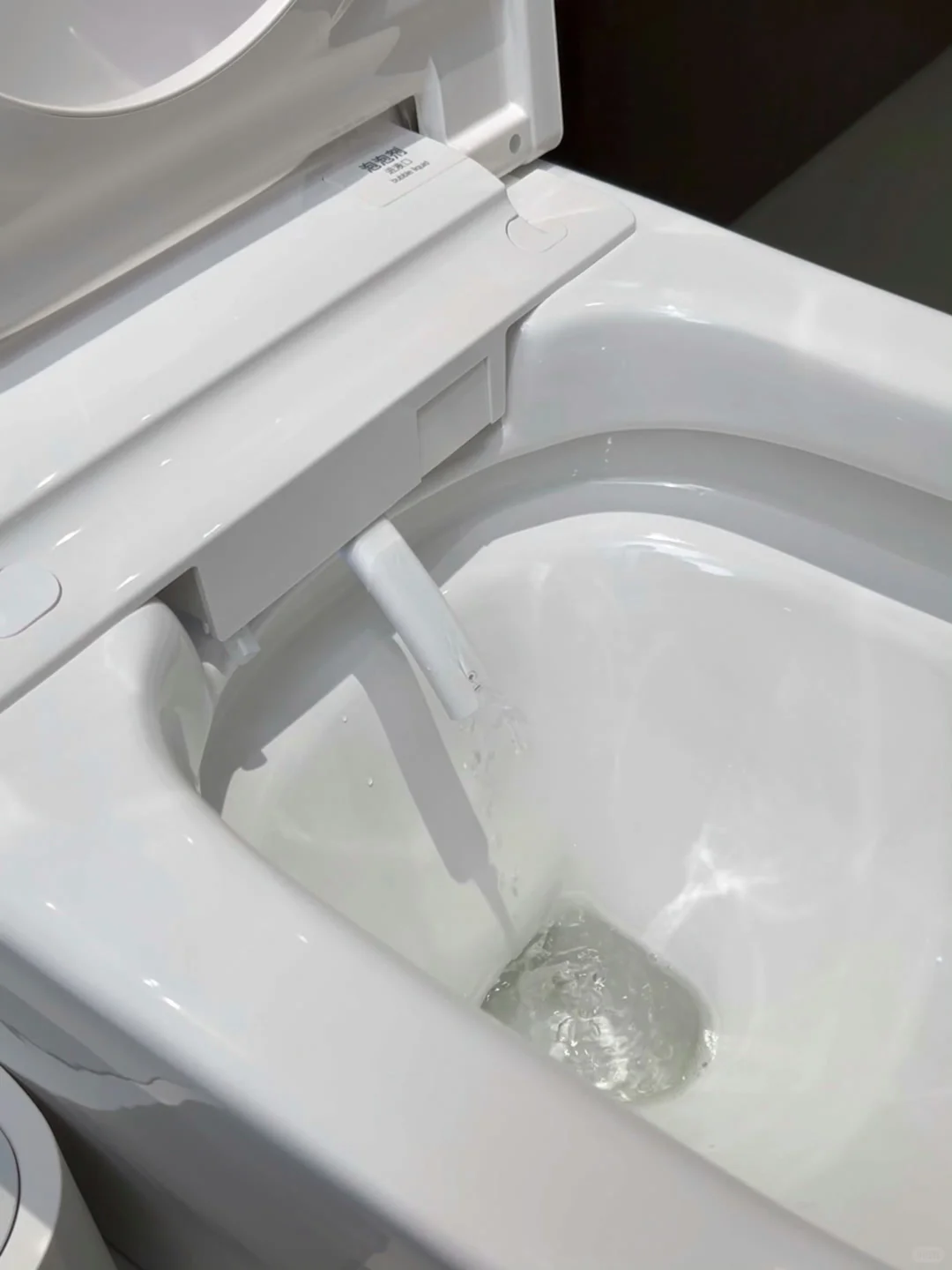 听劝！全家都夸好的智能马桶~