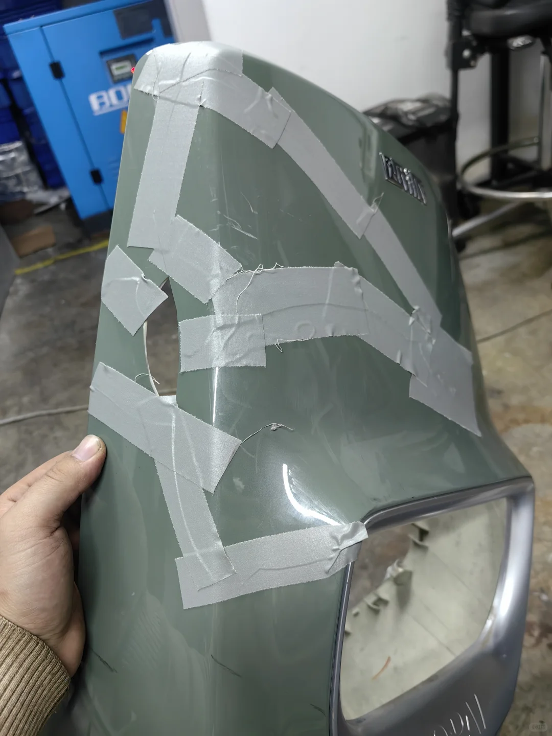 电动车塑料件破损自修复过程