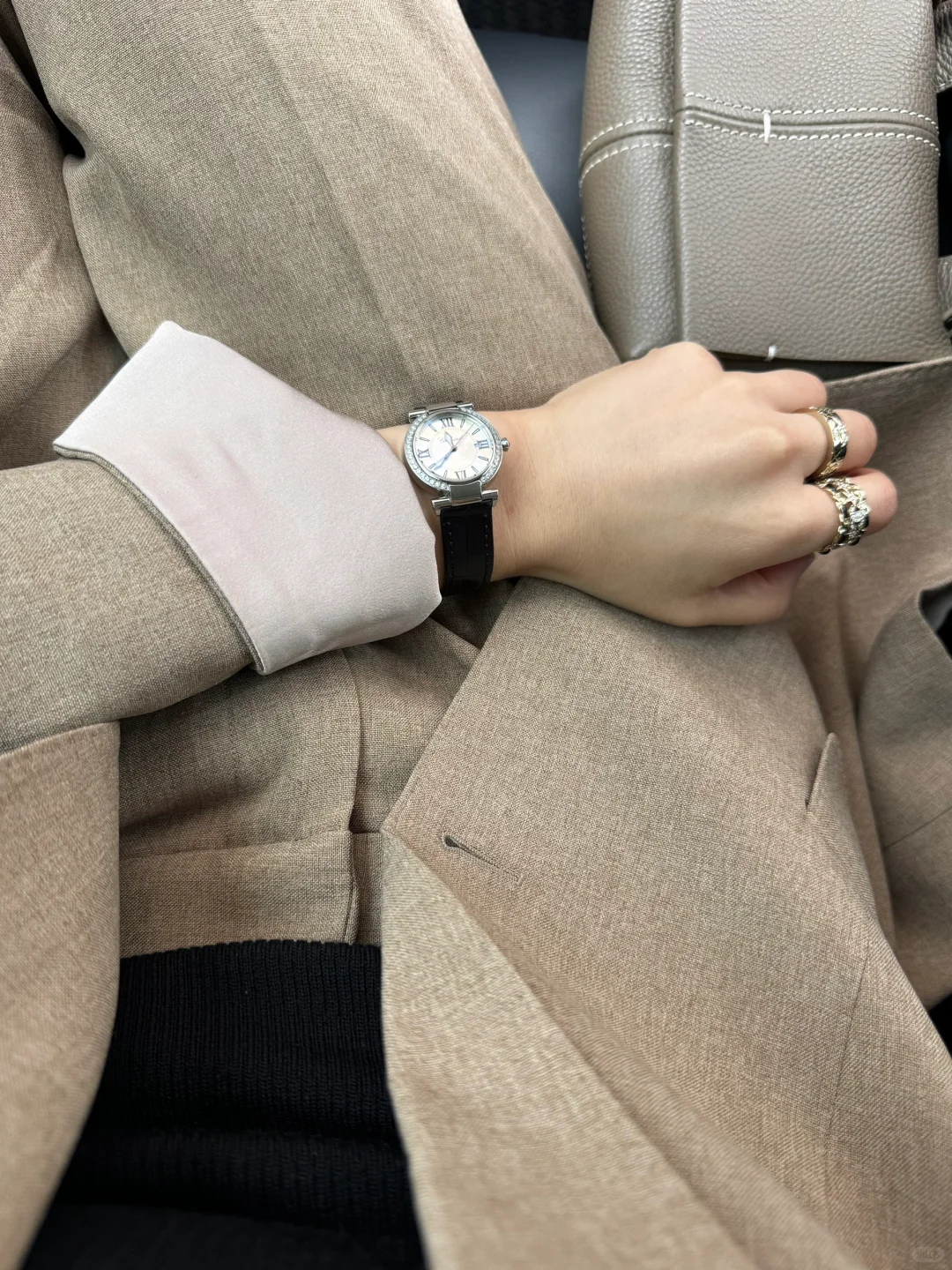 ?套装加身 智感满满