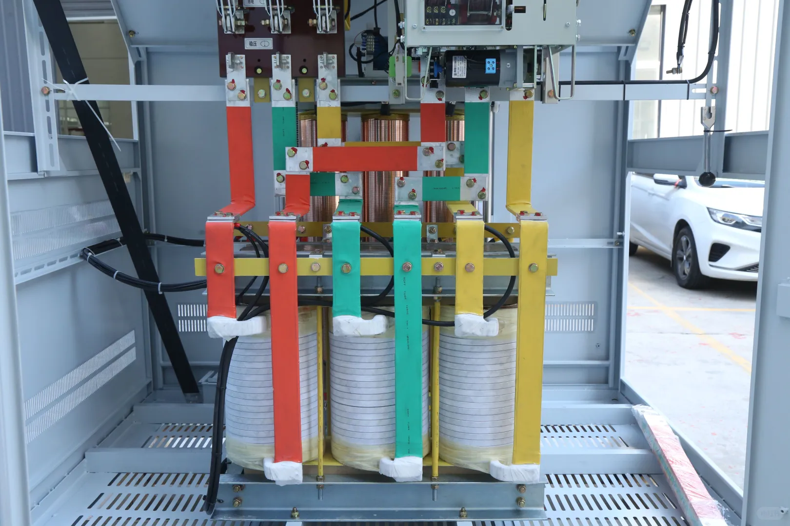 大功率稳压器有用吗?