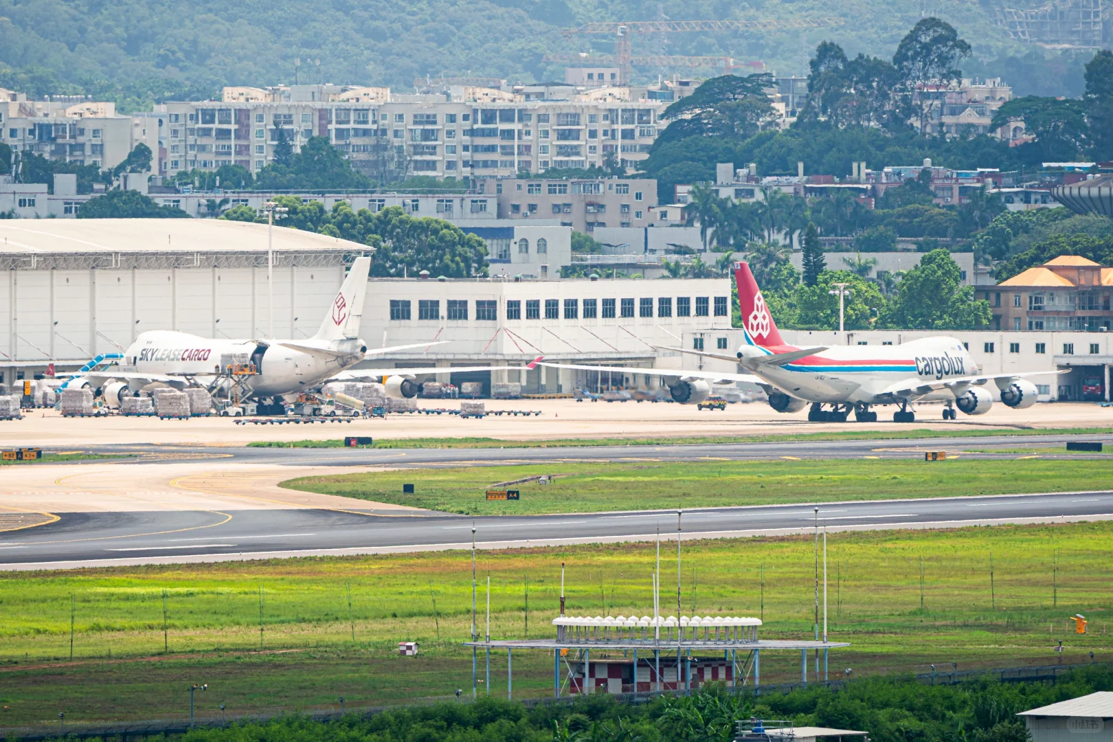 卢森堡货运748郑州号