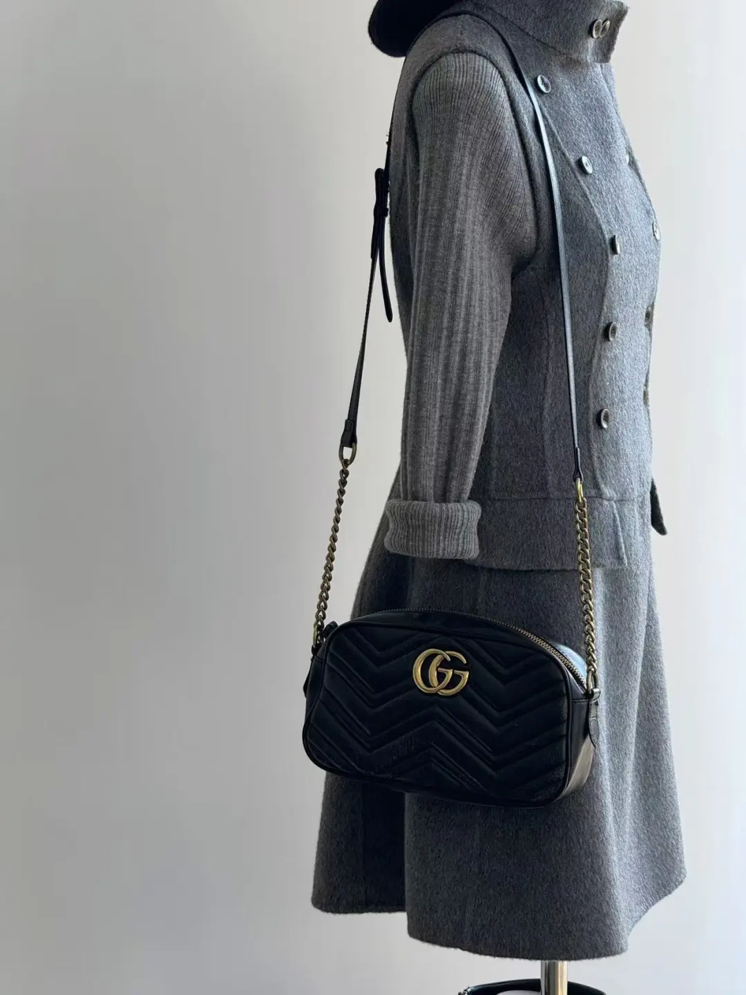 老钱风格雷背心裙真的鲨疯了?️?️