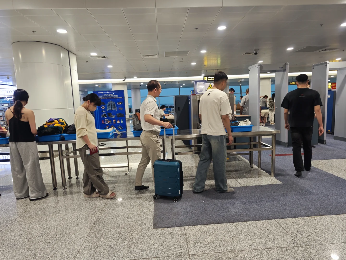 谁懂内排机场排长队的苦?