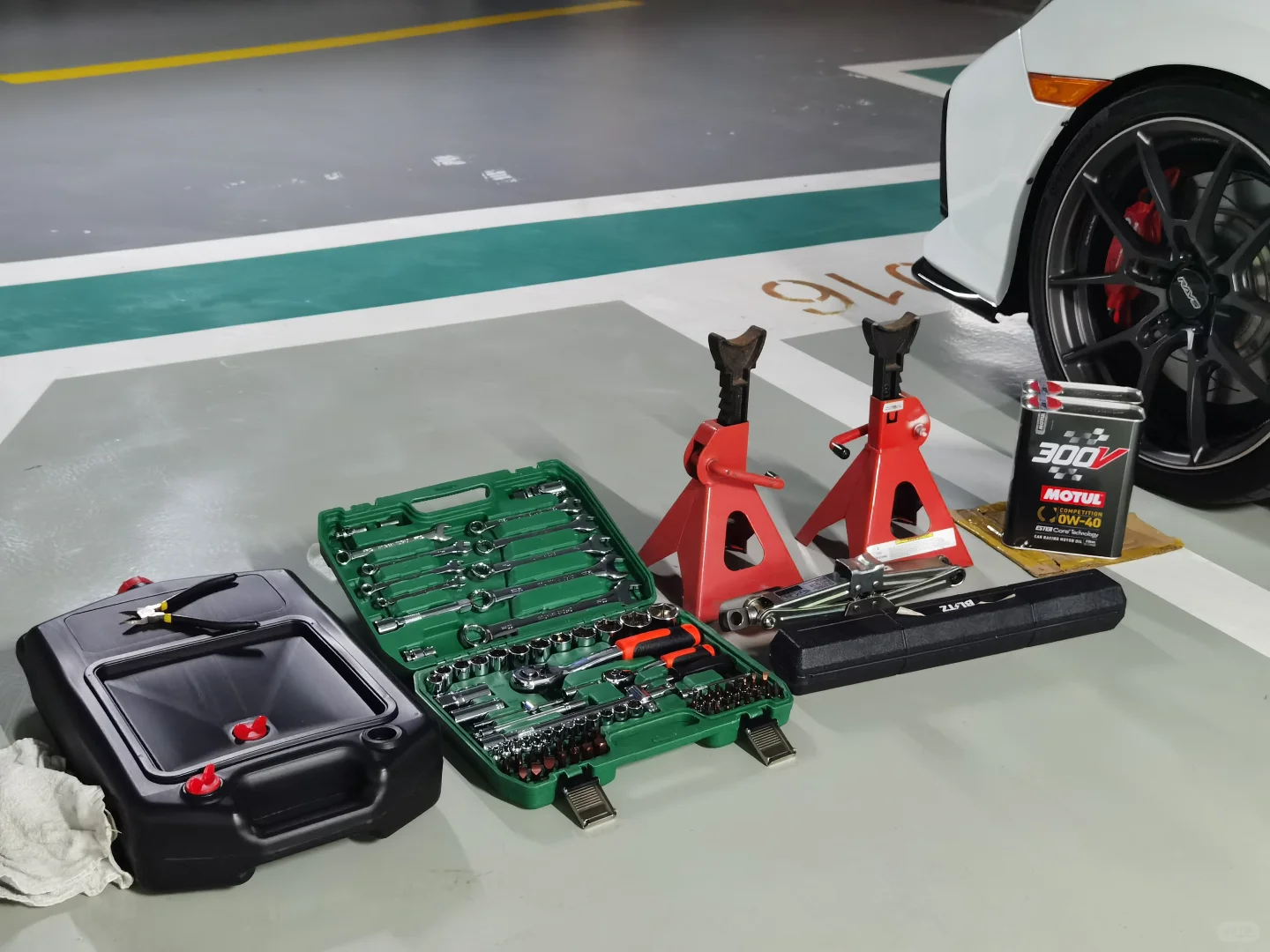 挑战自己在家DIY换机油