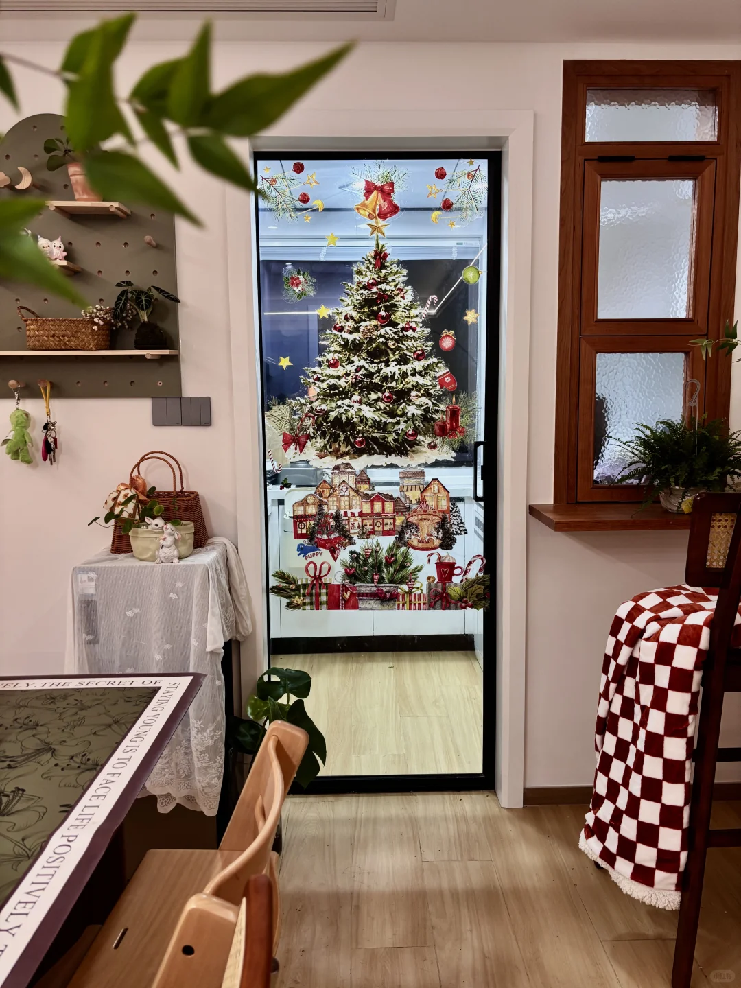 魔镜魔镜！我是不是2025全网第一个卷圣诞啊