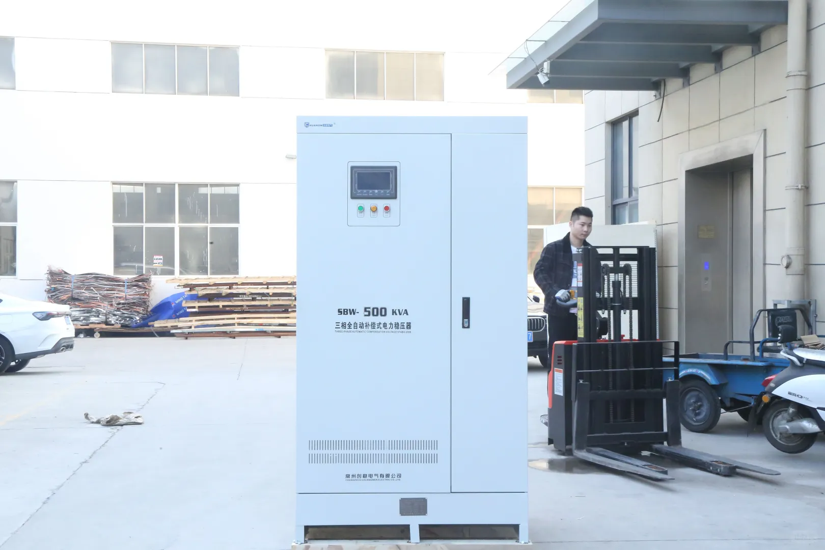 稳压器价格越高越好？这3点帮你避开陷阱