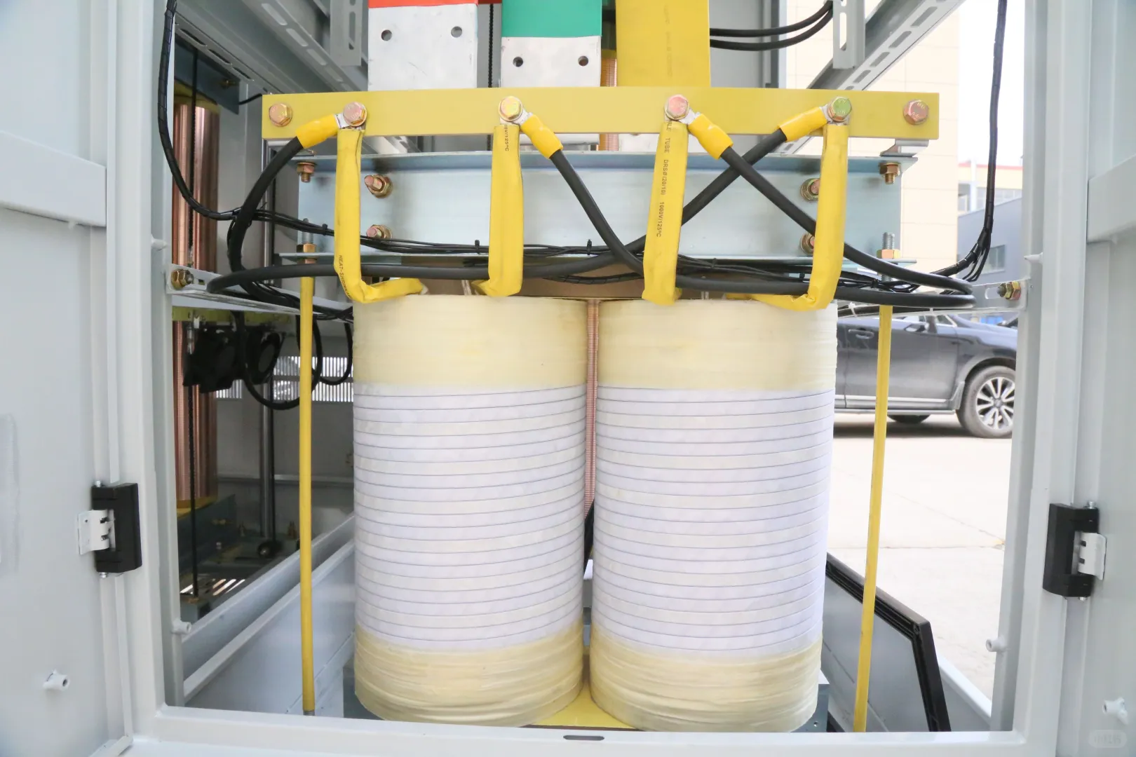 稳压器380伏怎么选择？