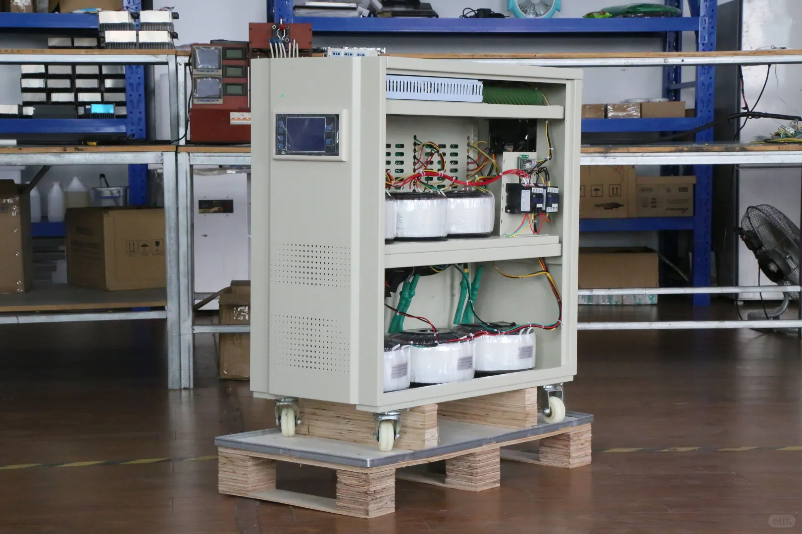 医疗设备如何选择稳压器