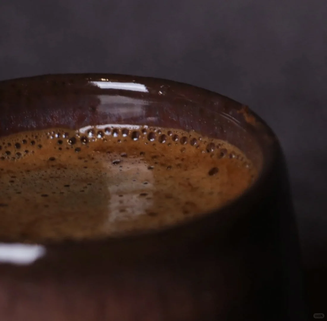 冬天的早上,来一杯暖暖的浓缩吧~