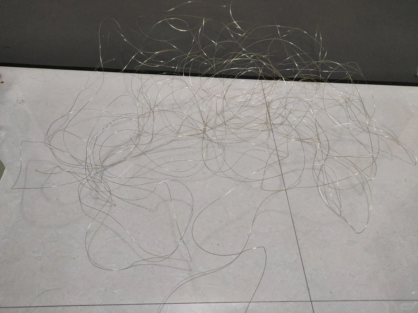 我们还未知道那卷合金铜丝的误差