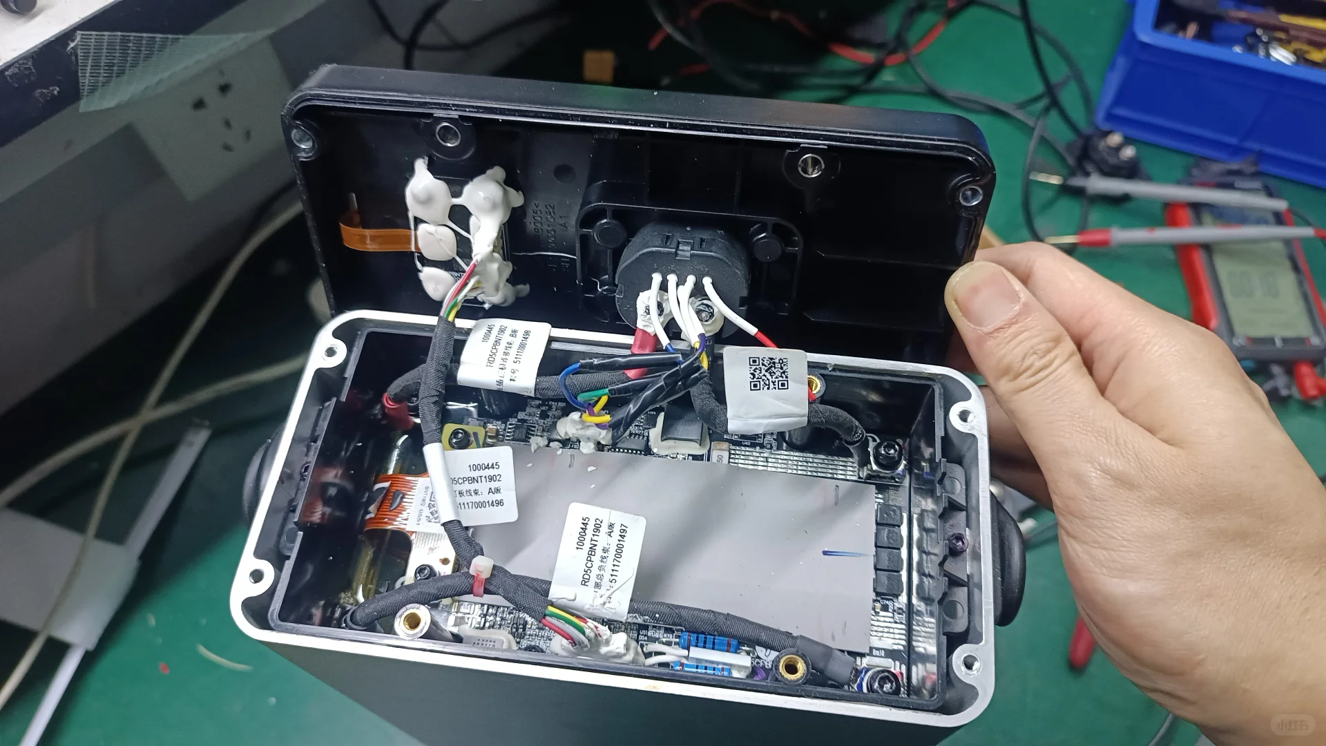 小牛电动车锂电池维修