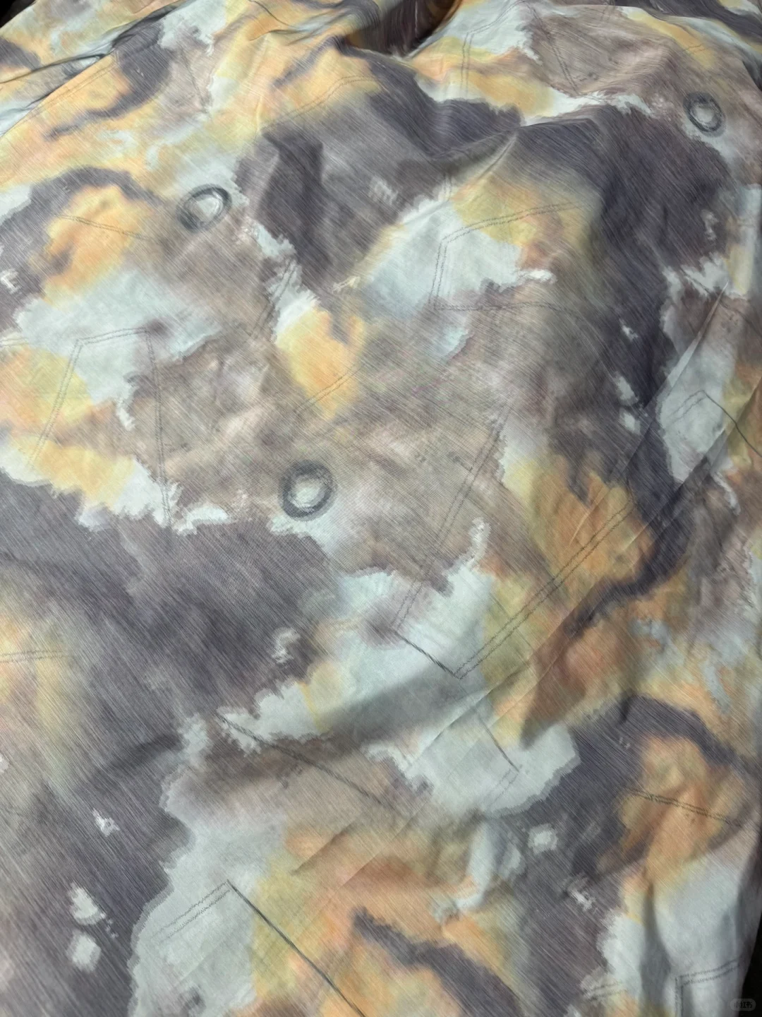 新工艺，新面料，双经轴印花晕染风格开发