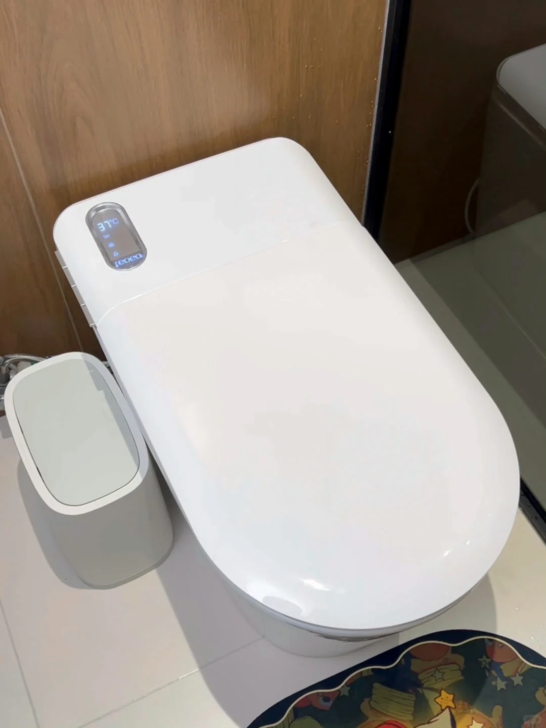 听劝！全家都夸好的智能马桶~