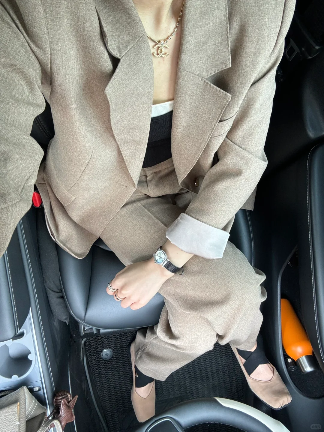 ?套装加身 智感满满