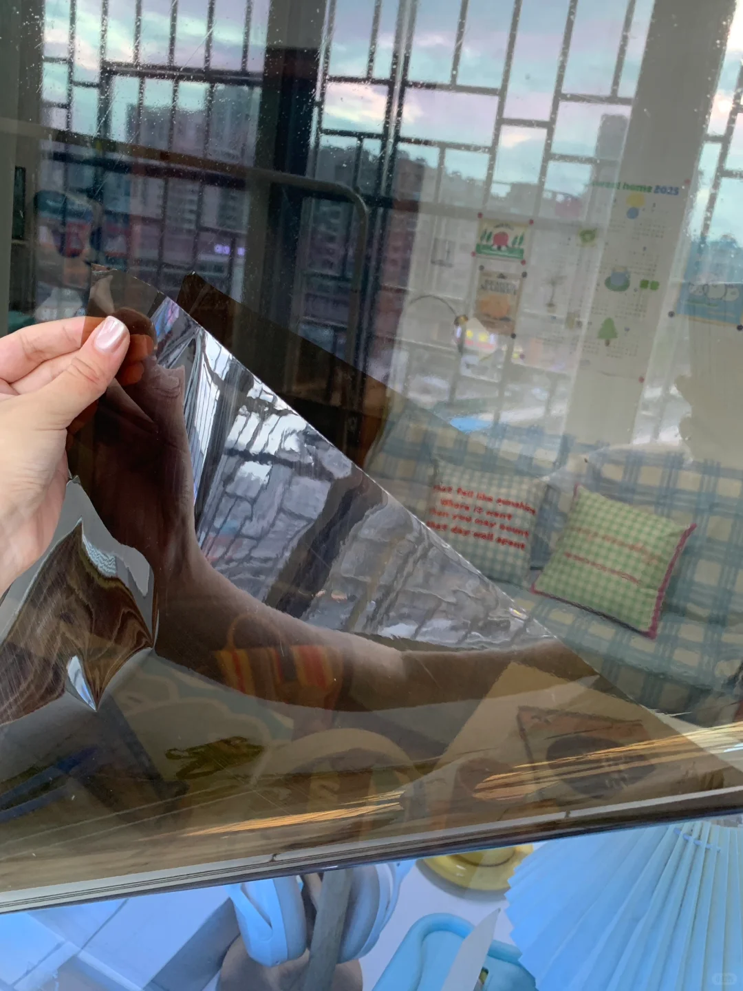 几块?蓝色玻璃窗改色 | 不刷漆不换窗?