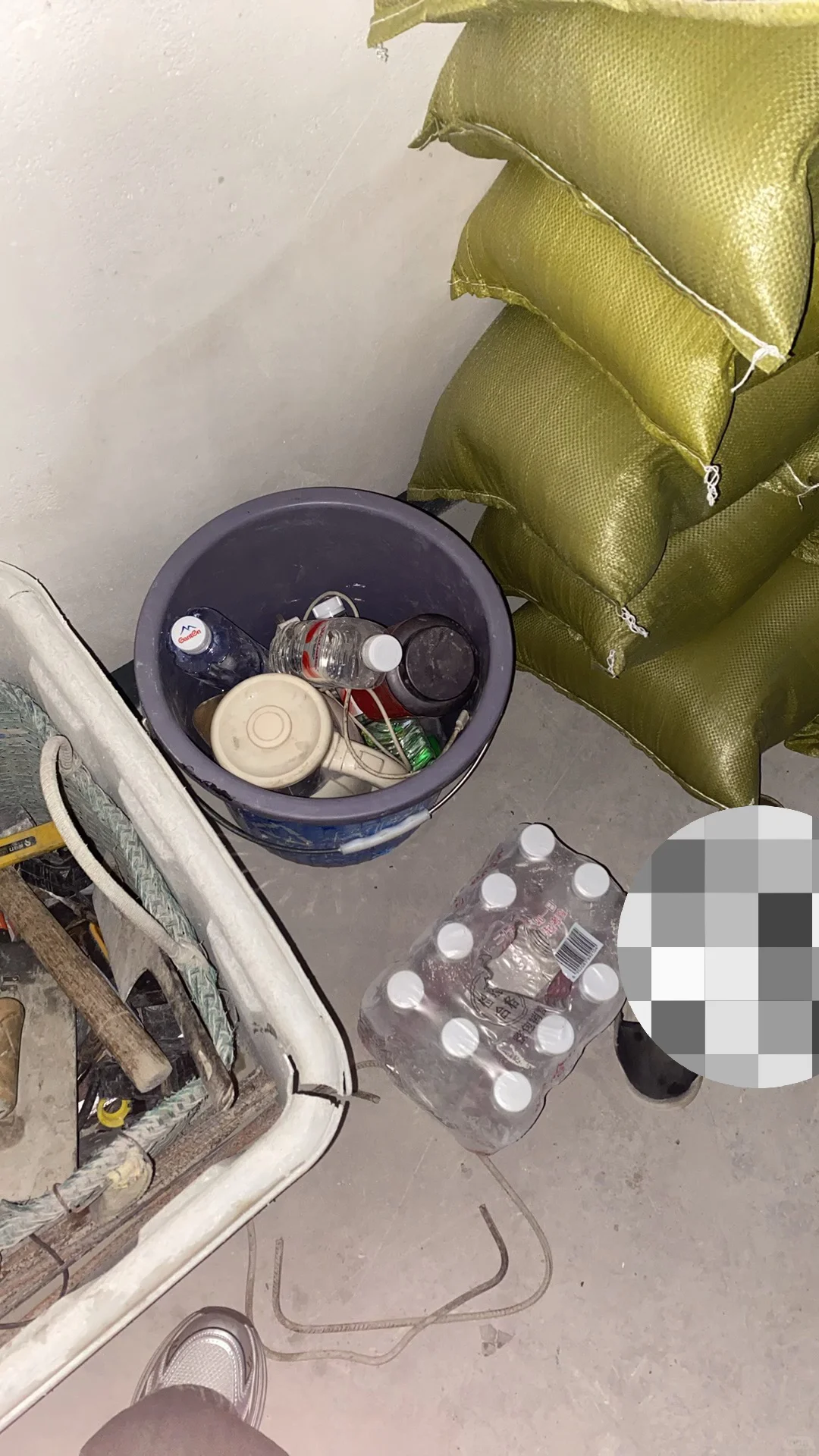 装修第五天 还是砌墙