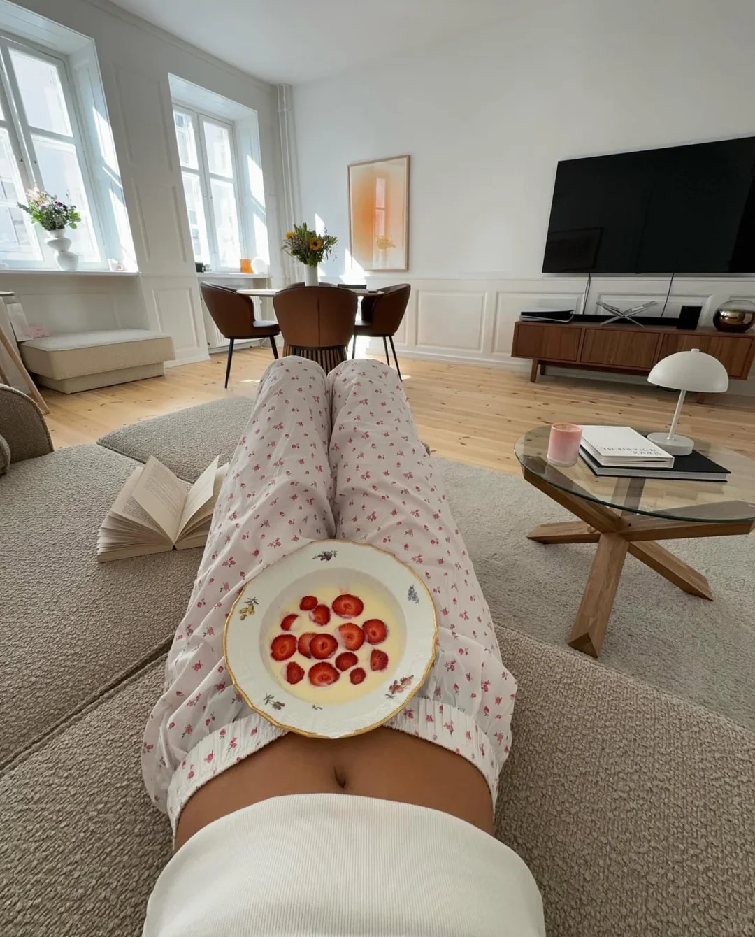 居家日常routine?穿精致的睡衣早餐?护肤