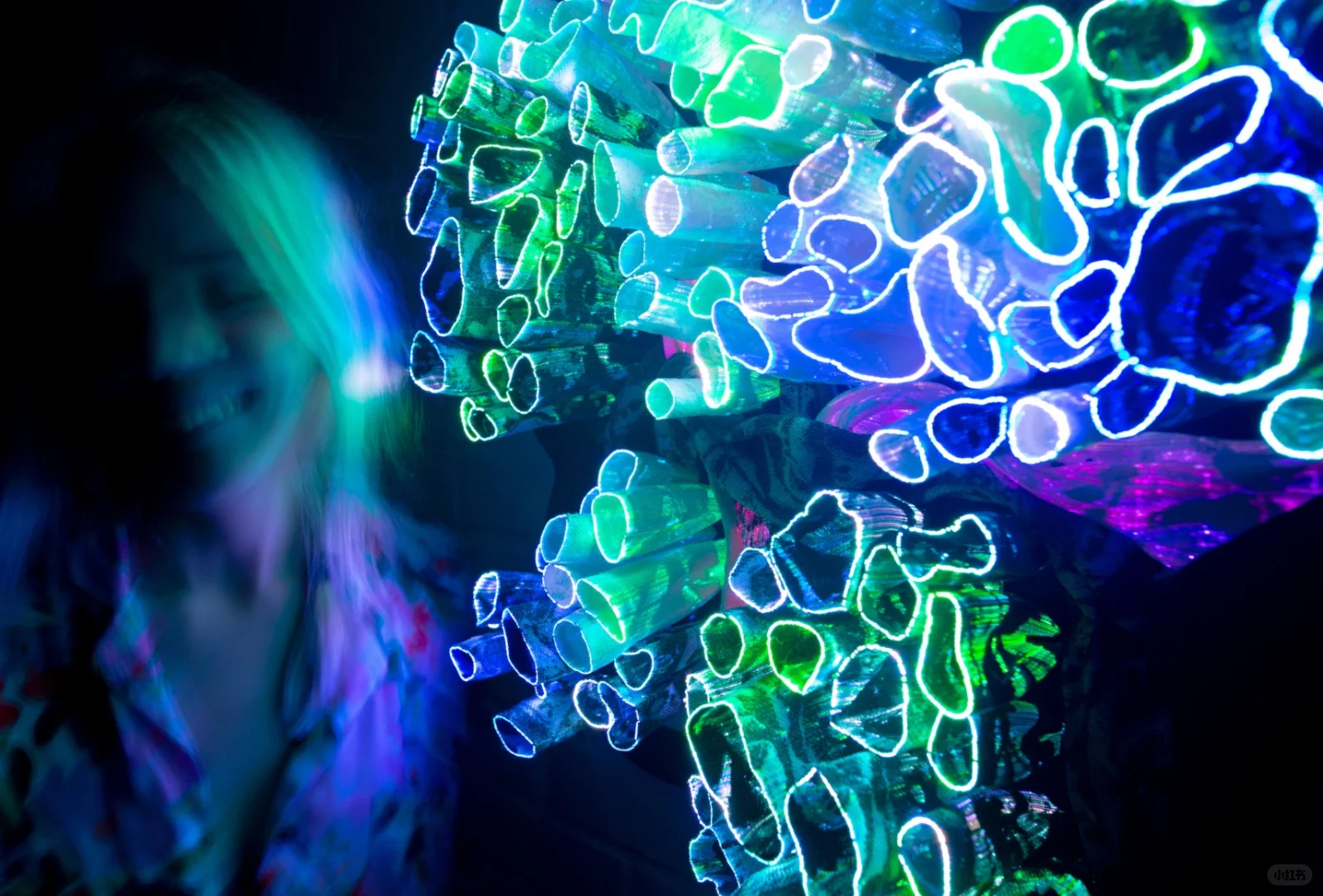 ✨:当传统编织遇上未来科技(光纤➕提花=?