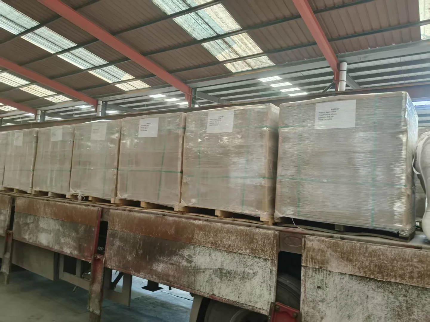 耐火砖工厂每天的日常