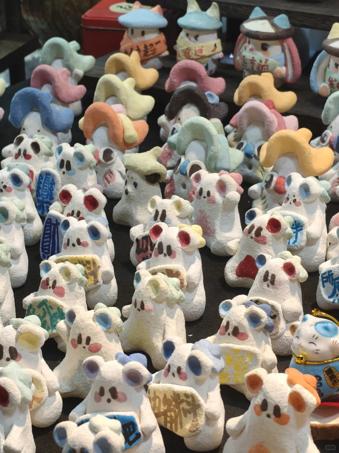 ? 手作陶瓷的魅力：每一件都是独一无二的艺