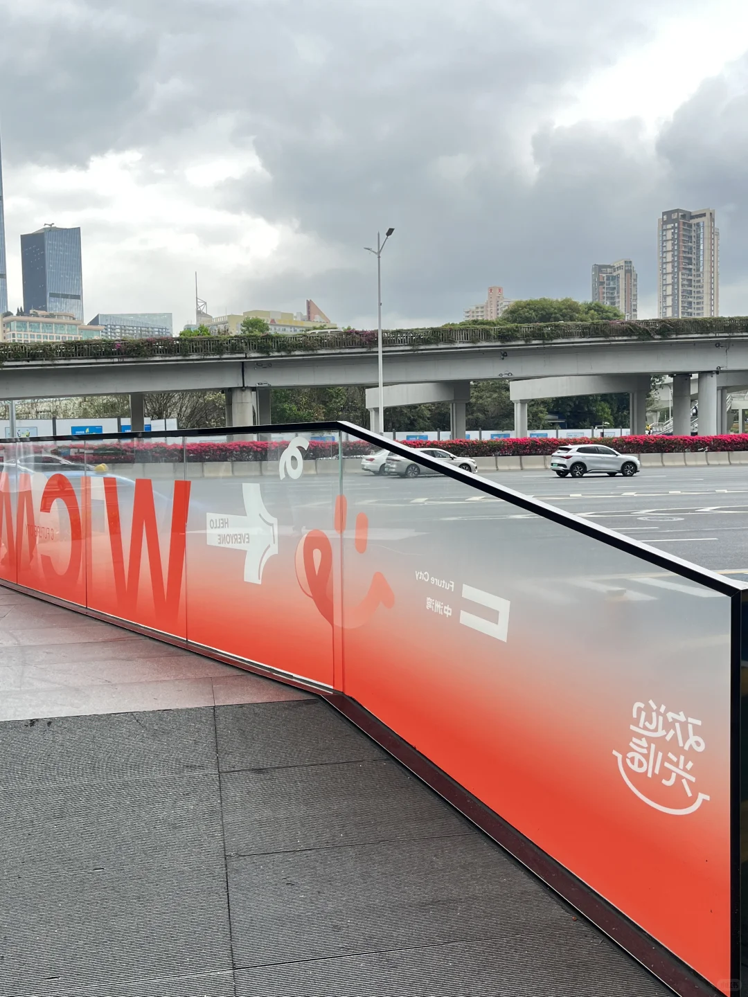 这种楼梯扶手贴上真的好喜欢