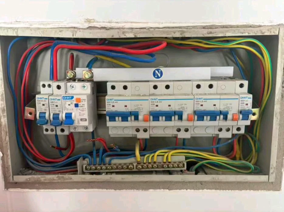 吓死！家里连续几天闻到焦味却找不到原因…