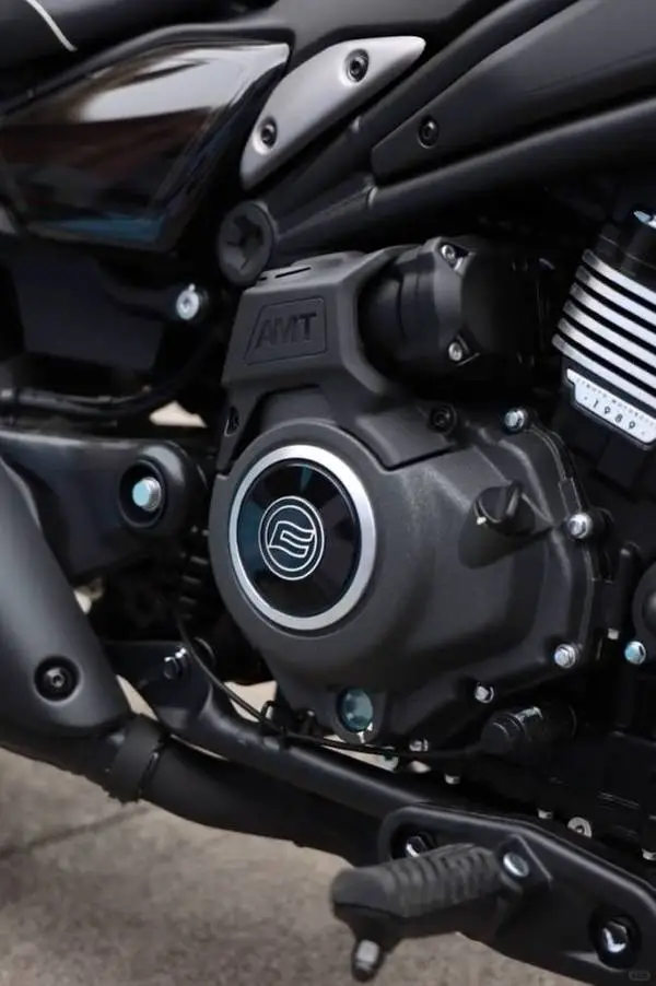 春风450 CLC AMT自动挡亮相