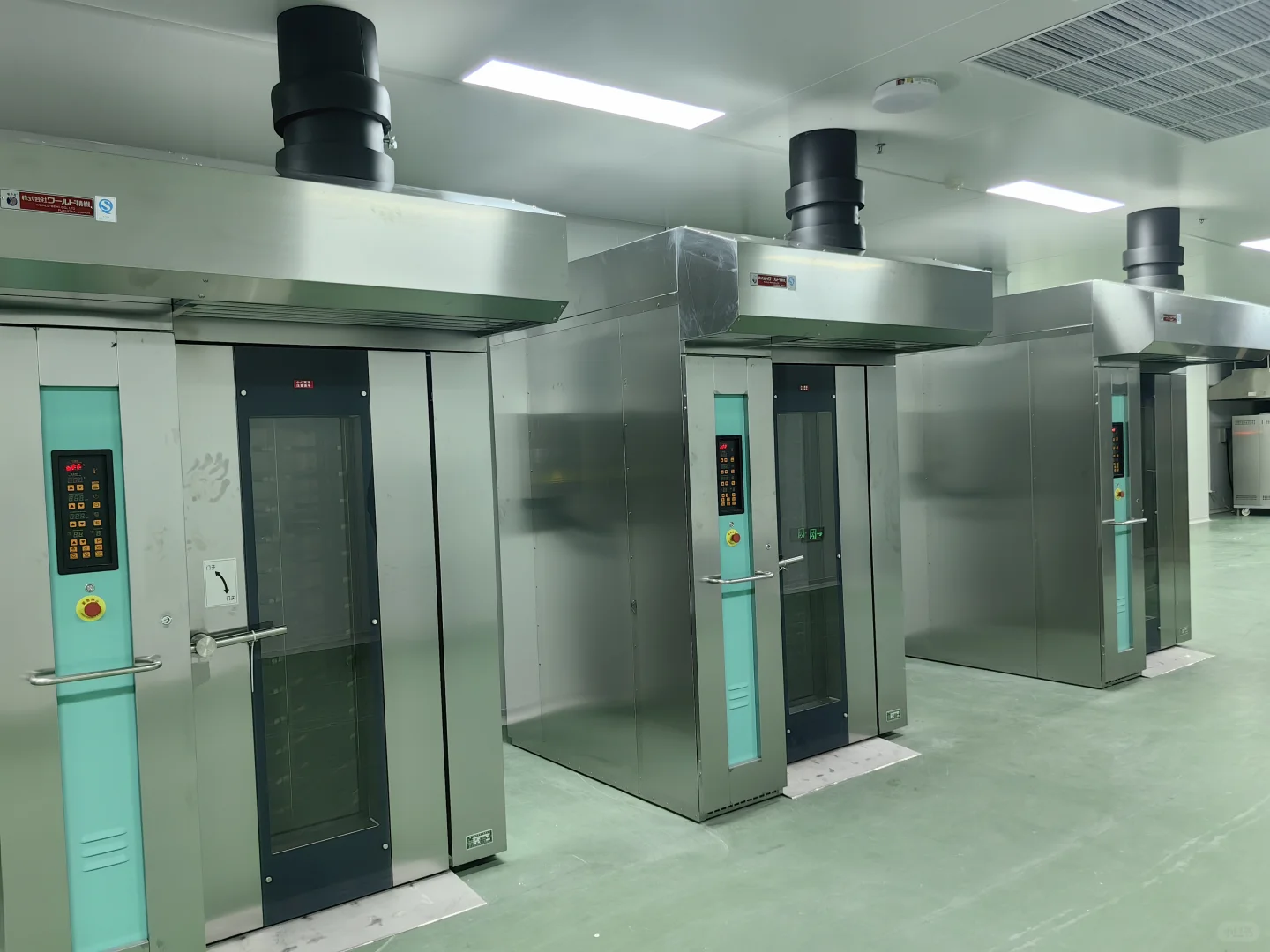 都说烘焙圈玩到最后是:供应链的竞争