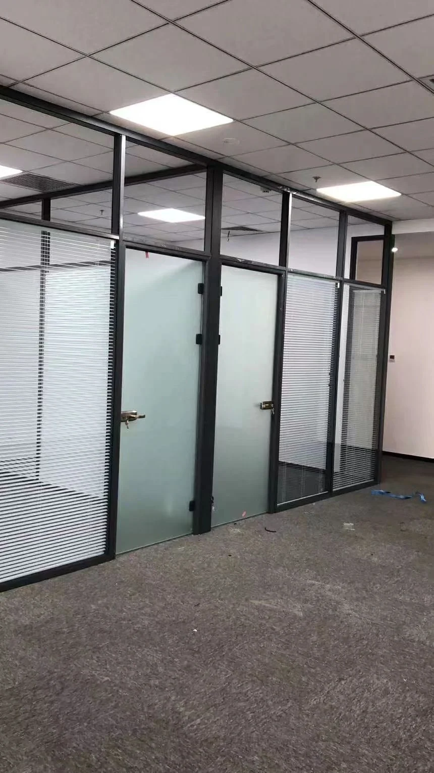 办公室玻璃隔断墙
