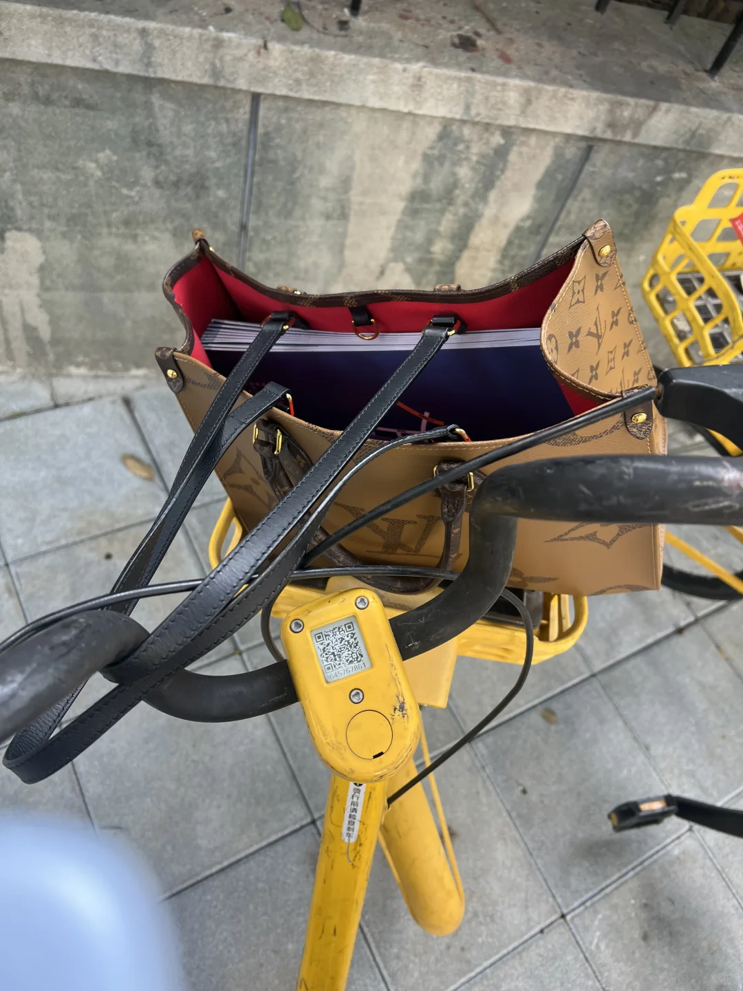 没苦硬吃 我去拓宽眼界了