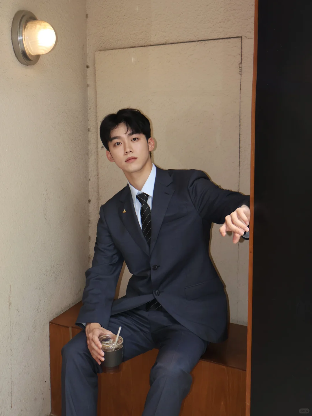 当一天正装职男