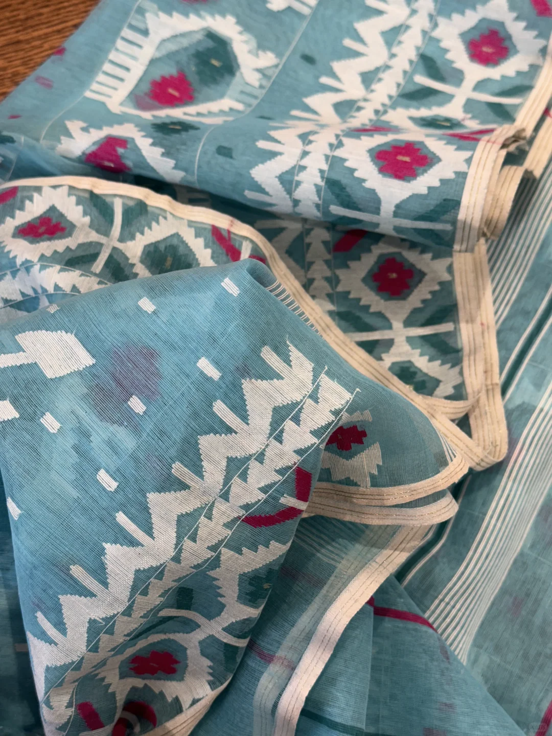 今年夏天 都给我锁死jamdani