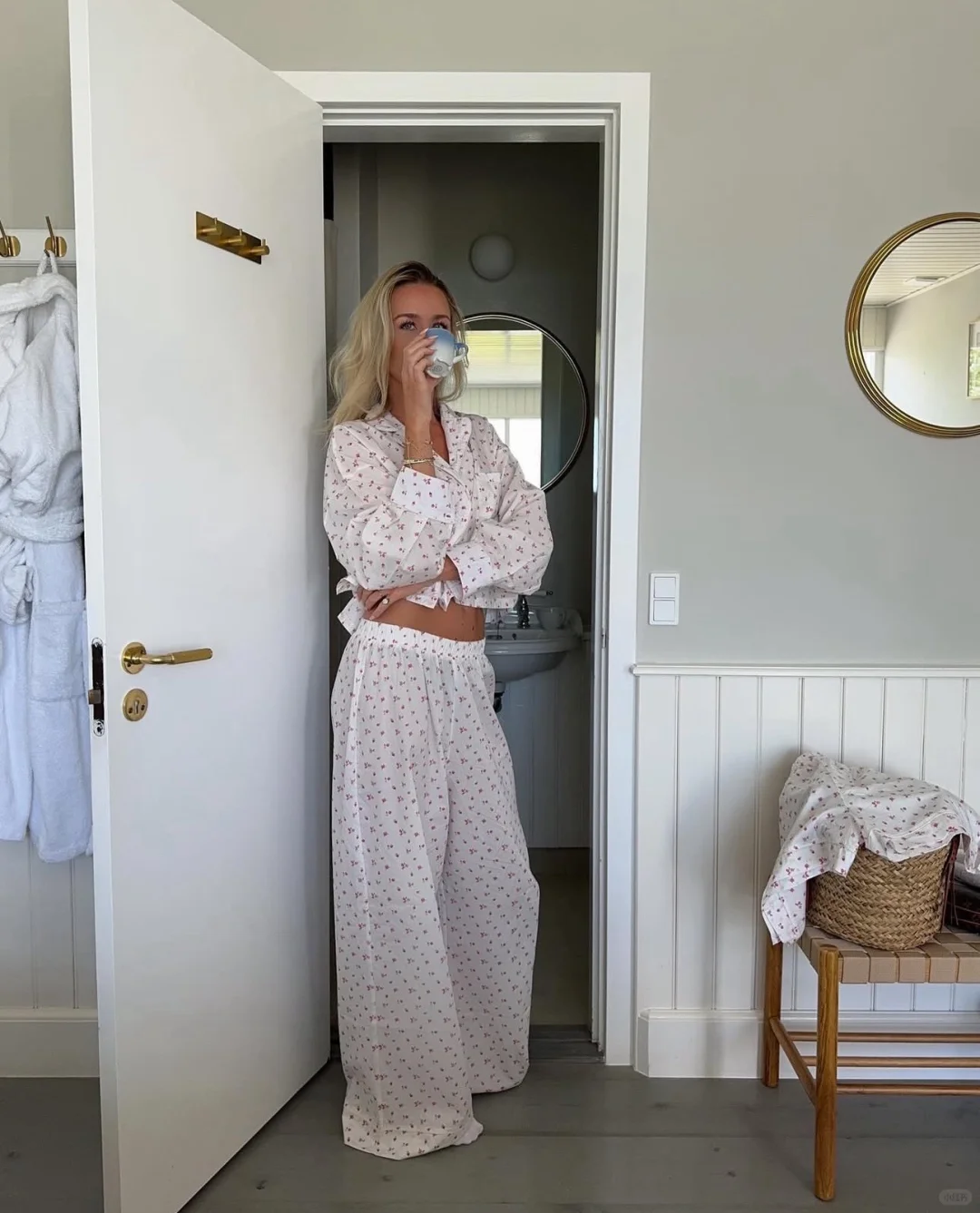 居家日常routine?穿精致的睡衣早餐?护肤